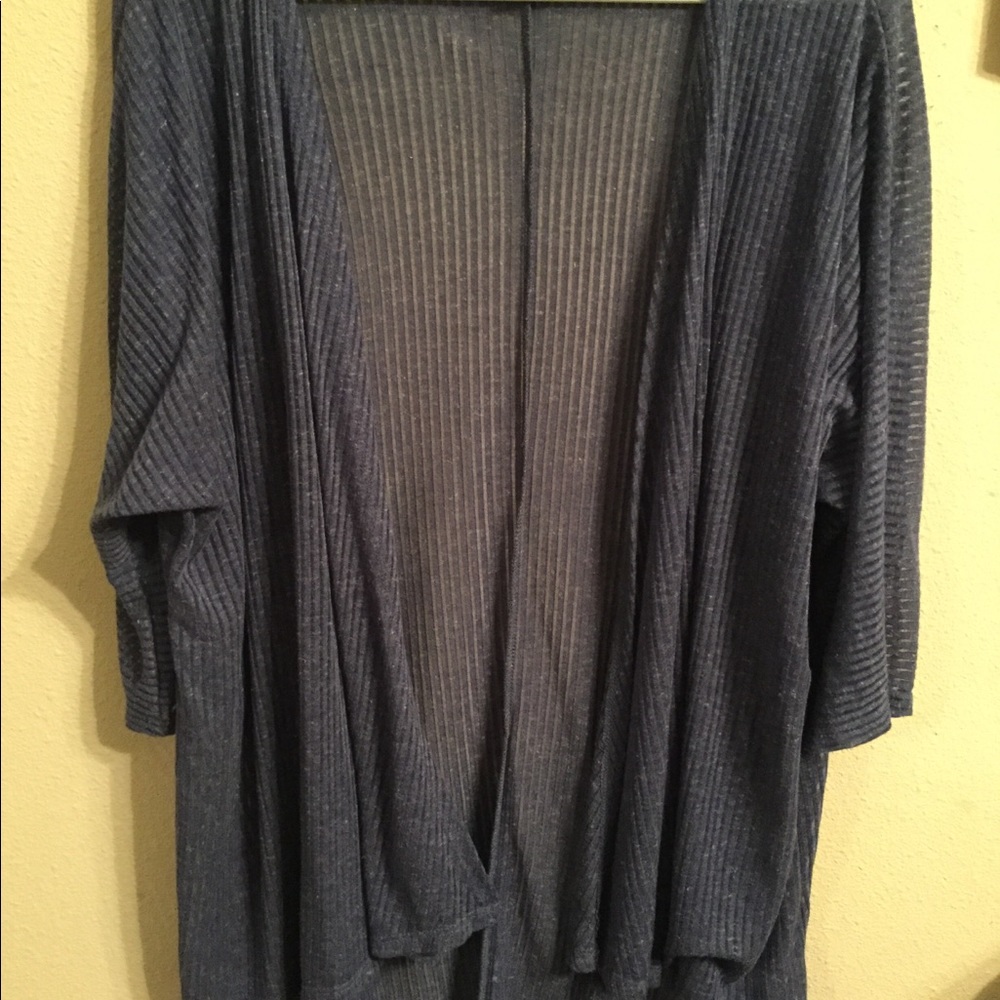 LuLaRoe Lindsay Kimono Size Medium M- Periwinkle